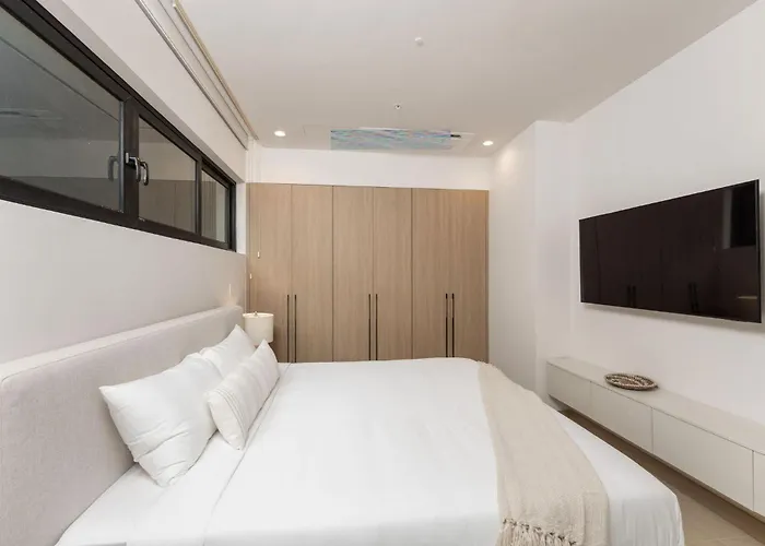 Naumi N435 | With Balcony + Club And Pools In Playas Del Coco Sardinal (Guanacaste)