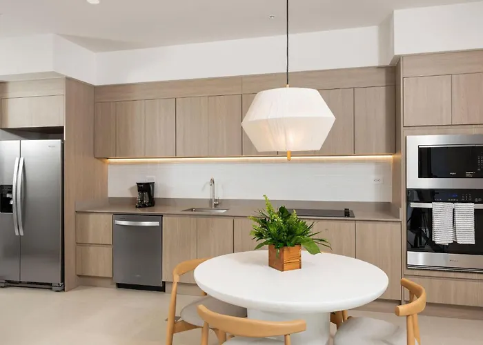 Naumi N435 | With Balcony + Club And Pools In Playas Del Coco